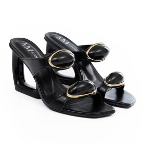 Tamanco Feminino Preto de Bico Quadrado e Salto Geométrico