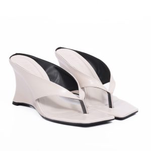 Chinelo Feminino Off White com Salto Anabela Geométrico