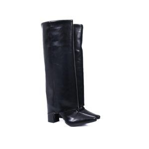 Bota Capa Preta de Cano Alto com Salto Bloco e Bico Fino